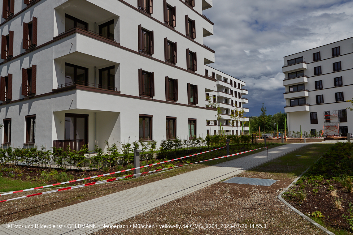 25.07.2023 - Rundgang im Alexisquartier in Neuperlach